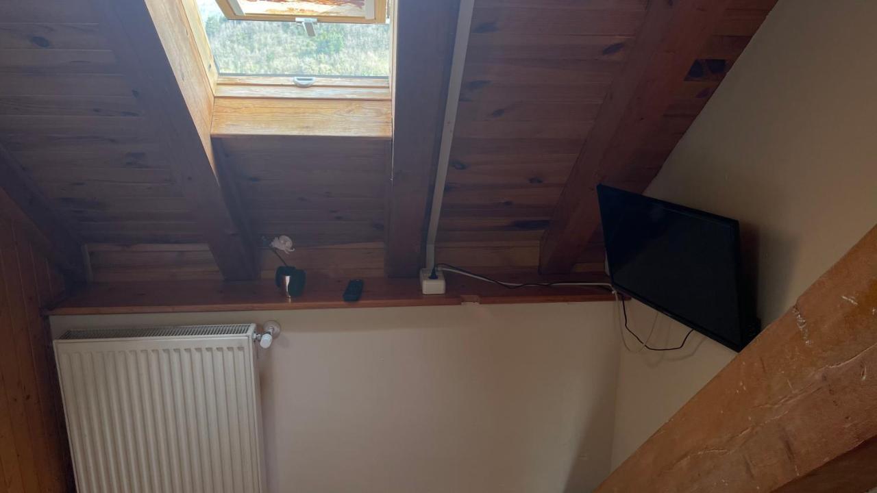 Hostal Ezkaurre Isaba Bagian luar foto