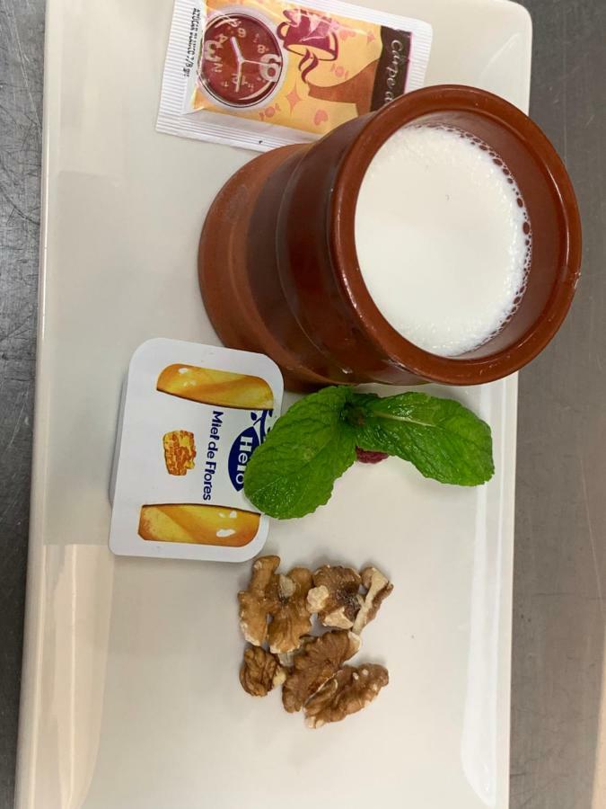 Hostal Ezkaurre Isaba Bagian luar foto